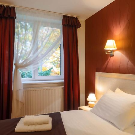 Hotel Pajurio Vieskelis Клайпеда Экстерьер фото