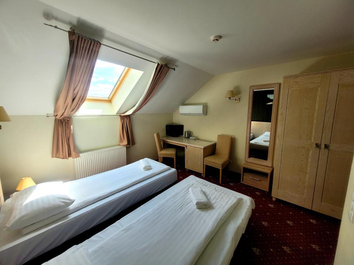 Hotel Pajurio Vieskelis Клайпеда Экстерьер фото
